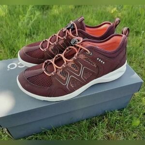 ECCO women's shoes size 35